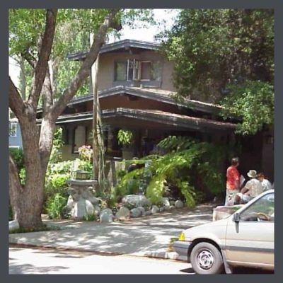 Historic-bungalow-on-neighborhood-preservationist--home-tour