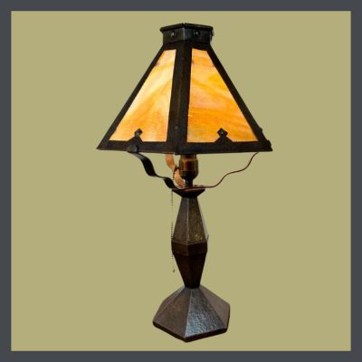 Stickley arts & Crafts lamp
